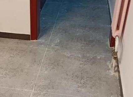 防城港市瓷砖空鼓维修公司分享下防城港市地砖空鼓了怎么办